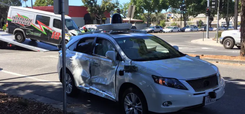 Un vehículo autónomo de Google sufre el peor accidente hasta la fecha