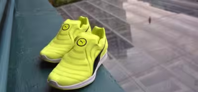 Puma también tiene unas zapatillas autoajustables, y están orientadas al atletismo