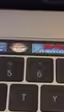 Usar la Touch Bar del MacBook Pro para jugar a 'DOOM' no entraba en los planes de Apple