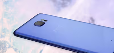 HTC U Play y U Ultra, sin conector de audio y con pantalla secundaria