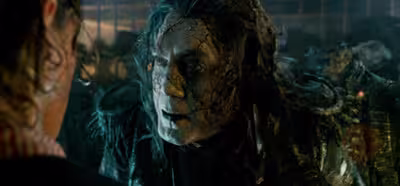 Conoce a un joven Jack Sparrow en el tráiler de 'Piratas del Caribe: La venganza de Salazar'