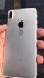 Estas imágenes mostrarían el iPhone 8 con un lector de huellas trasero