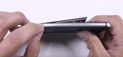 La pantalla de la BlackBerry KeyOne no está bien sujeta al resto del teléfono
