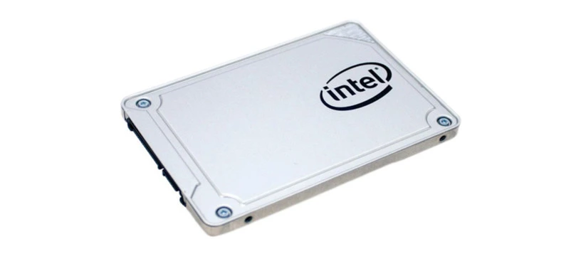 Intel presenta la serie 545s de SSD con memoria 3D NAND de 64 capas