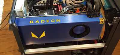 El rendimiento en juegos de la Radeon Vega Frontier es 'flojo', pero eso está bien