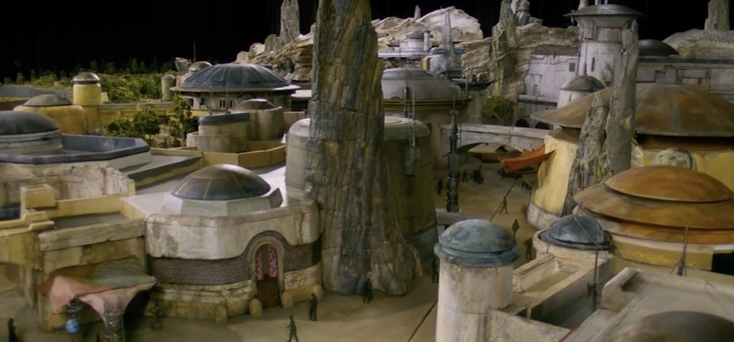 Las atracciones de Star Wars abrirán sus puertas en 2019 en los parques de Disney