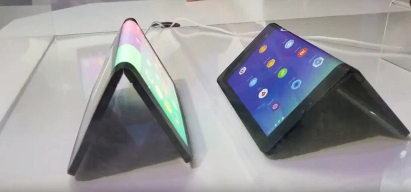Lenovo muestra su prototipo de tableta que se dobla para convertirse en teléfono