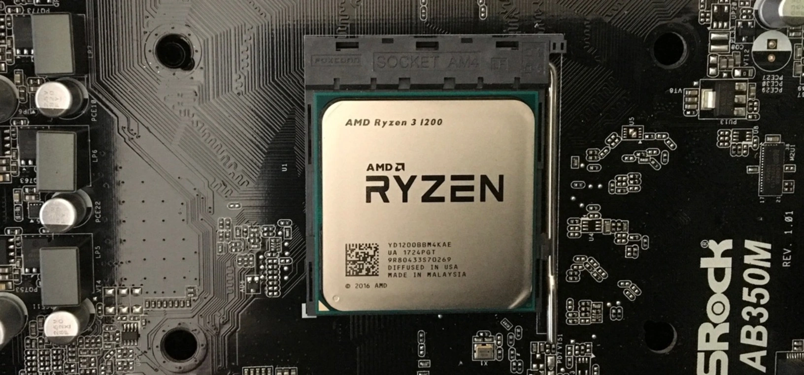 Райзен какой сокет. Ryzen 3 1200. Процессор AMD Ryazan 3 1200. Процессор AMD Ryzen 3 1200 - 3,1 ГГЦ. AMD Ryzen 3 1200 Box.
