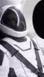 Elon Musk muestra la primera imagen del traje espacial de SpaceX