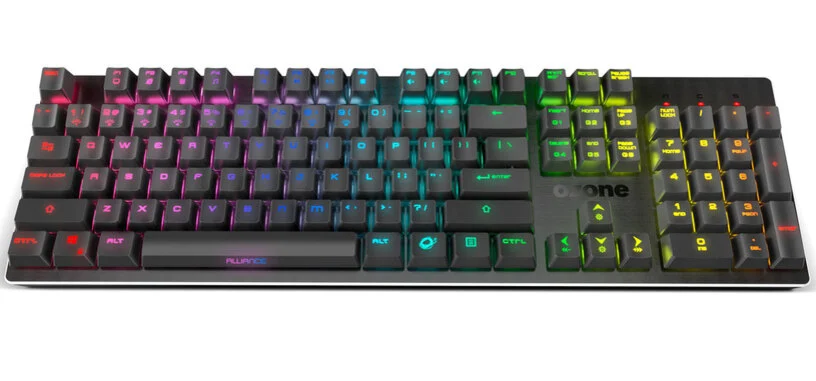 Ozone presenta el teclado Alliance, semimecánico RGB a prueba de salpicaduras