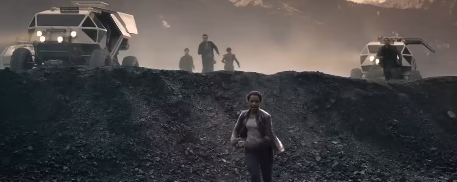 lost-in-space-trailer-2-20.avif