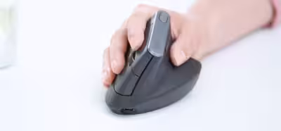 Logitech presenta el MX Vertical, un ratón pensado para reducir las molestias en la muñeca