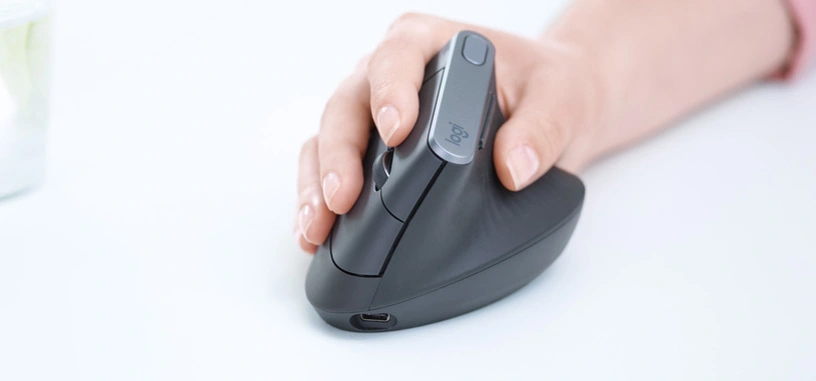 Logitech presenta el MX Vertical, un ratón pensado para reducir las molestias en la muñeca