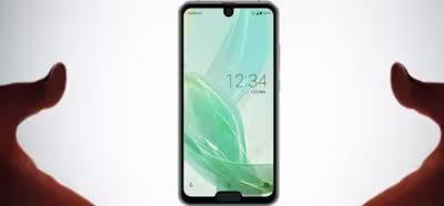 Sharp presenta el Aquos R2 Compact con pantalla de 120 Hz de doble muesca y Snapdragon 845