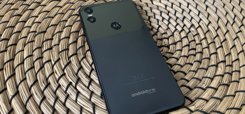 Análisis: Motorola One, un móvil prémium con Android One