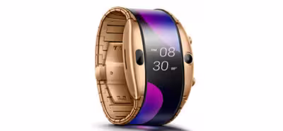 Nubia tiene en el Alpha un reloj-teléfono con pantalla flexible que se lleva como un brazalete