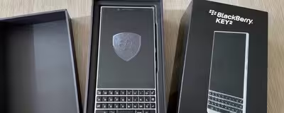 blackberry_key2.avif